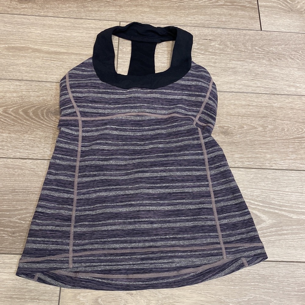 Lululemon scoop neck tank top size 6